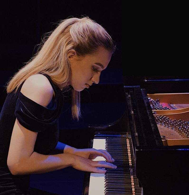 Abigail Arkley at the piano
